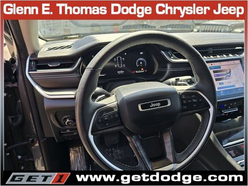 Certified 2023 Jeep Grand Cherokee L Limited w/ Luxury Tech Group II AWD/4WD image 21