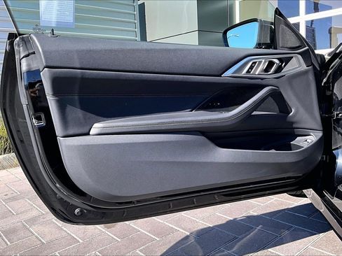 Used 2025 BMW 430i Convertible RWD image 23
