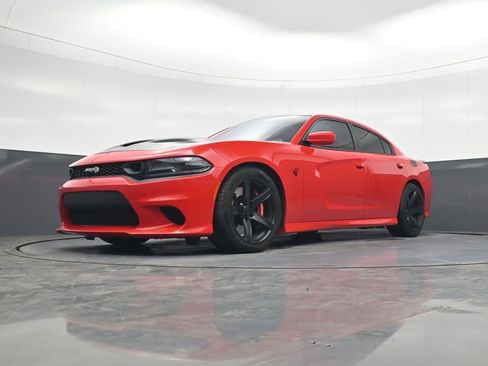 Used 2017 Dodge Charger SRT Hellcat w/ Harman/Kardon Audio Group image 17