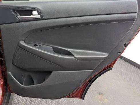 Used 2019 Hyundai Tucson SE FWD image 19