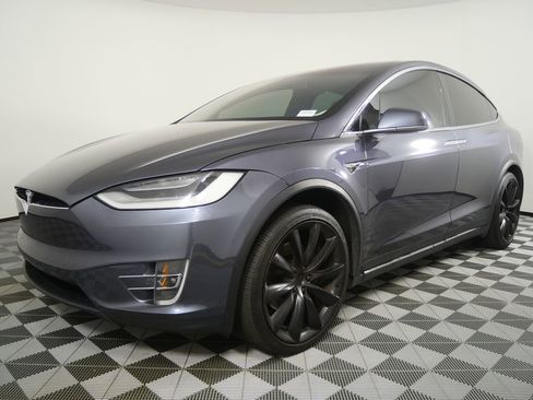 Used 2021 Tesla Model X Long Range image 7