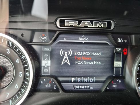 Used 2019 RAM 1500 Big Horn RWD image 12