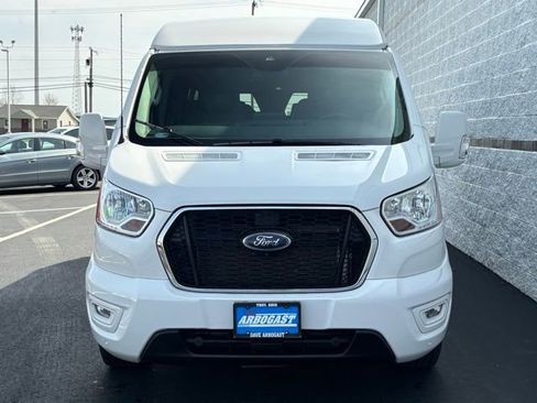Used 2021 Ford Transit 150 Low Roof AWD image 5
