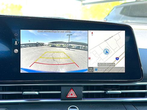 Used 2024 Hyundai Elantra SEL FWD image 32