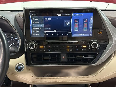 Certified 2020 Toyota Highlander Platinum image 10