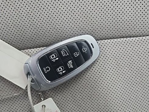 Used 2024 Hyundai Tucson Limited image 40