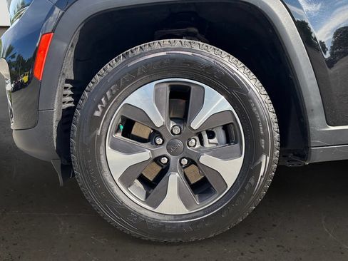 Used 2022 Jeep Grand Cherokee Limited 4xe AWD/4WD image 10