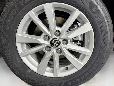 New 2026 Toyota Camry LE FWD image 31