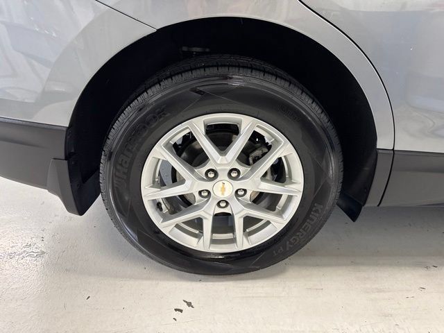 Used 2024 Chevrolet Equinox LT AWD/4WD image 43
