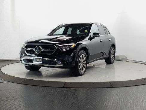 Certified 2026 Mercedes-Benz GLC 300 4MATIC image 3