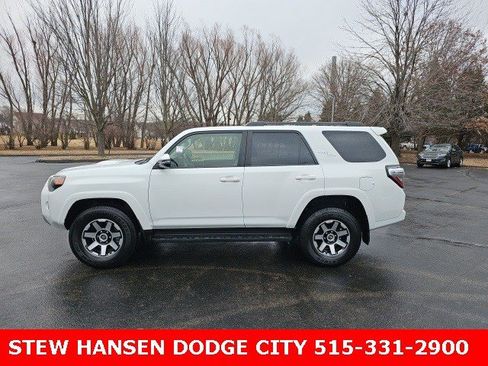 Used 2024 Toyota 4Runner TRD Off-Road Premium image 1
