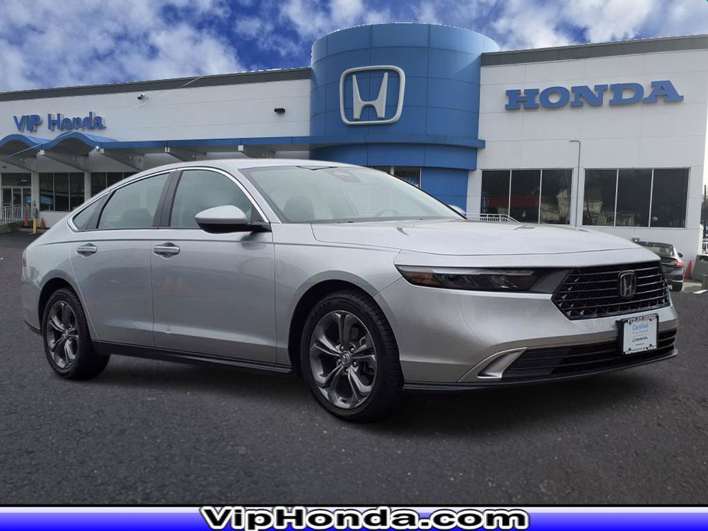 Used 2024 Honda Accord EX image 1