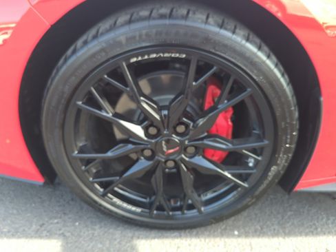 Used 2024 Chevrolet Corvette Stingray Preferred Cpe w/ Battery Protection Package image 23