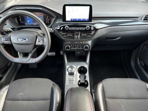 Used 2023 Ford Escape ST-Line image 5