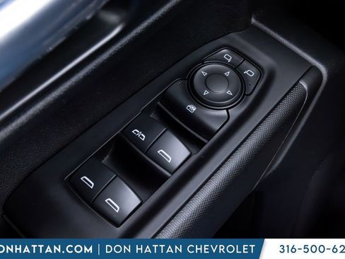 Used 2022 Chevrolet Silverado 1500 Custom w/ LPO, Blackout Package AWD/4WD image 11