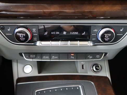 Used 2019 Audi Q5 2.0T Premium Plus w/ Premium Plus Package AWD/4WD image 28