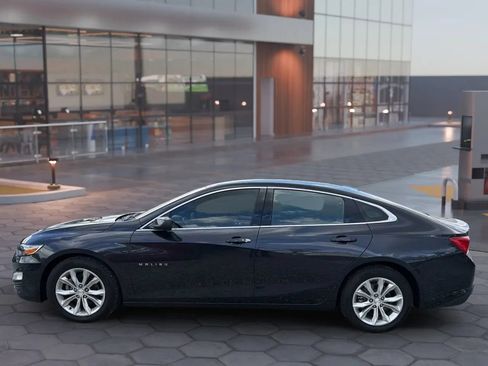 Used 2023 Chevrolet Malibu LT FWD image 3