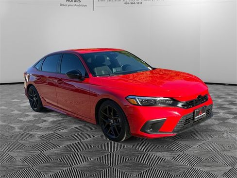 Used 2024 Honda Civic Sport image 2