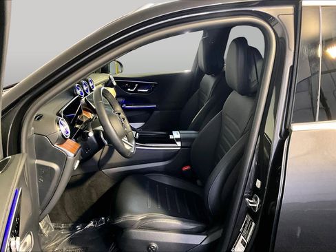 Certified 2025 Mercedes-Benz GLC 350e 4MATIC image 9