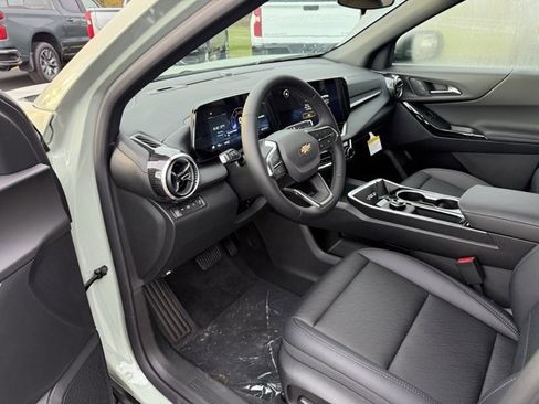 New 2026 Chevrolet Equinox LT w/ Convenience Package II image 7