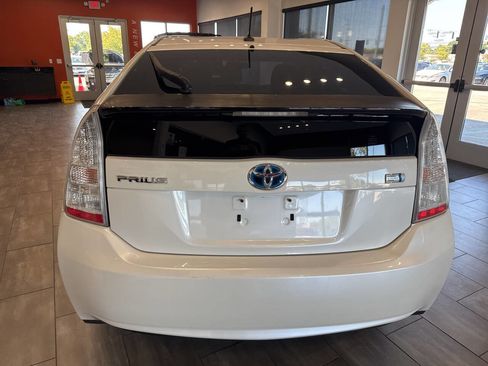 Used 2011 Toyota Prius Two image 11