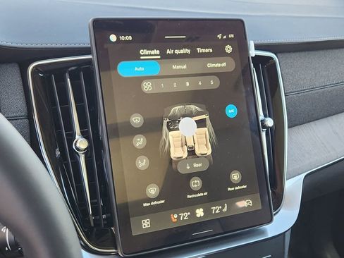 New 2026 Volvo XC90 B6 Ultra w/ Lounge Package image 15