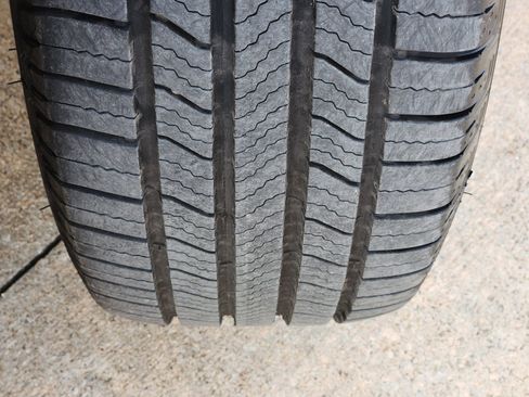 Used 2021 Toyota RAV4 XLE Premium image 15