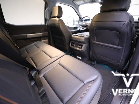 New 2026 Ford F250 Lariat w/ Chrome Package image 12