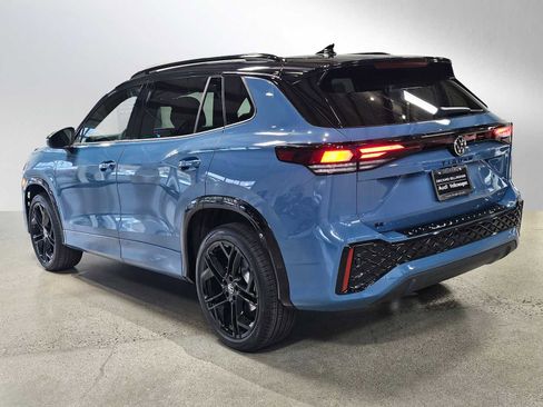 New 2026 Volkswagen Tiguan SE R-Line image 5