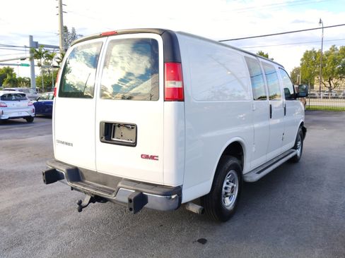Used 2016 GMC Savana 2500 image 25