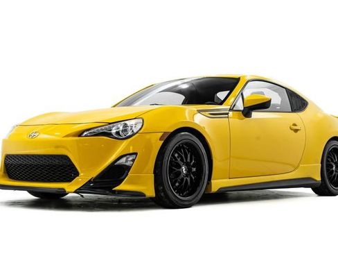 Used 2015 Scion FR-S Release Series 1.0 image 8