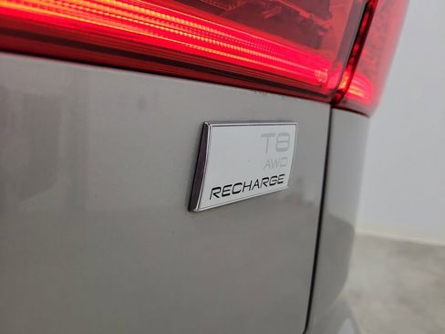 Certified 2023 Volvo XC60 T8 Plus w/ Climate Package image 8