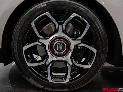 Used 2023 Rolls-Royce Cullinan AWD/4WD image 23