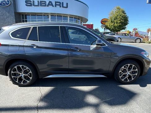 Used 2022 BMW X1 xDrive28i w/ Convenience Package image 3