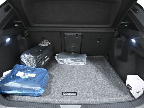 New 2026 Volkswagen ID.4 Pro S image 19