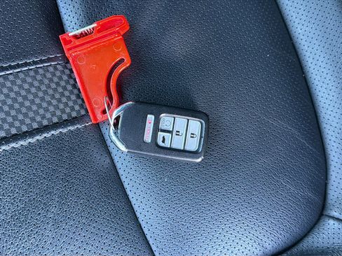 Used 2020 Honda Civic EX-L image 29