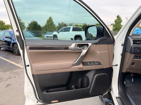 Used 2022 Lexus GX 460 Premium AWD/4WD image 20