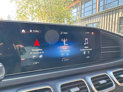 Used 2020 Mercedes-Benz GLS 450 4MATIC image 16