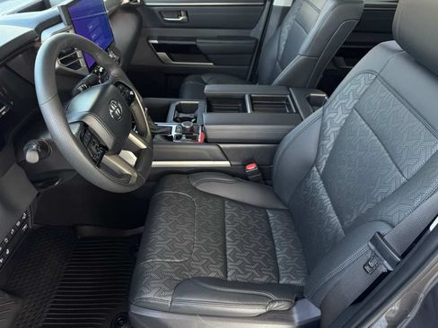 Used 2024 Toyota Tundra Limited AWD/4WD image 14