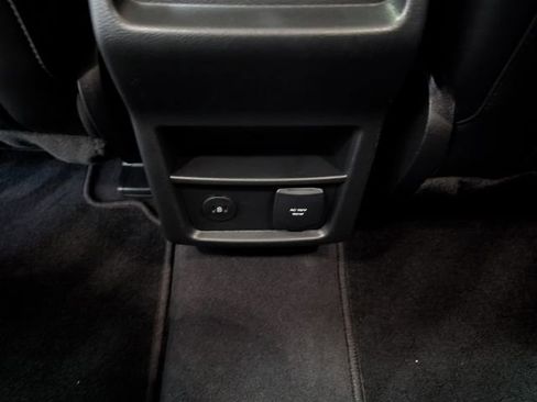 Used 2024 Ford Edge SEL w/ Convenience Package AWD/4WD image 11