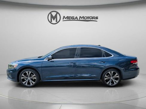 Used 2021 Volkswagen Passat 2.0T SE FWD image 3