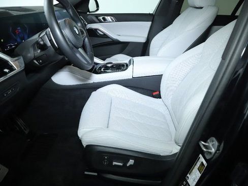 Certified 2024 BMW X6 xDrive40i w/ Premium Package image 19