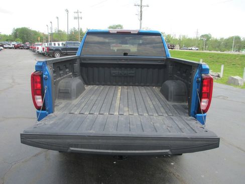 Used 2023 GMC Sierra 1500 Elevation AWD/4WD image 7