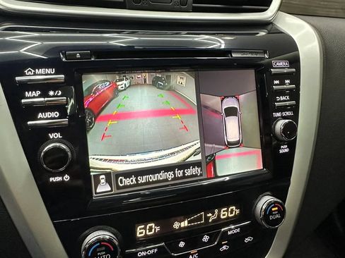 Used 2016 Nissan Murano Platinum w/ Platinum Technology Package FWD image 23