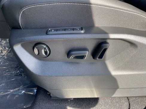 New 2026 Volkswagen Atlas Cross Sport SEL Premium R-Line image 30