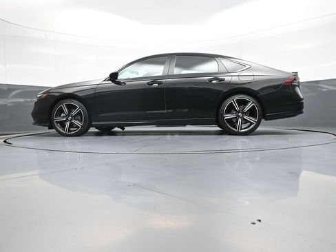 Certified 2023 Honda Accord Sport image 32