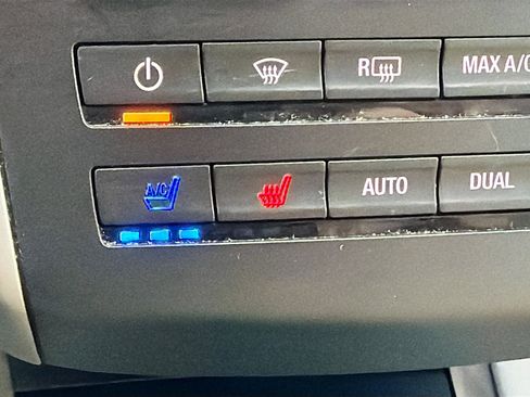 Used 2018 Lincoln MKC Reserve FWD image 20
