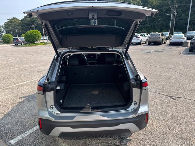 Certified 2025 Volkswagen Tiguan SE AWD/4WD image 14