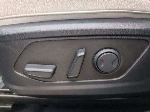 Used 2025 Hyundai Santa Cruz SEL FWD image 14