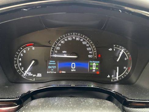 Used 2018 Cadillac XT5 Luxury w/ Driver Awareness Package AWD/4WD image 27